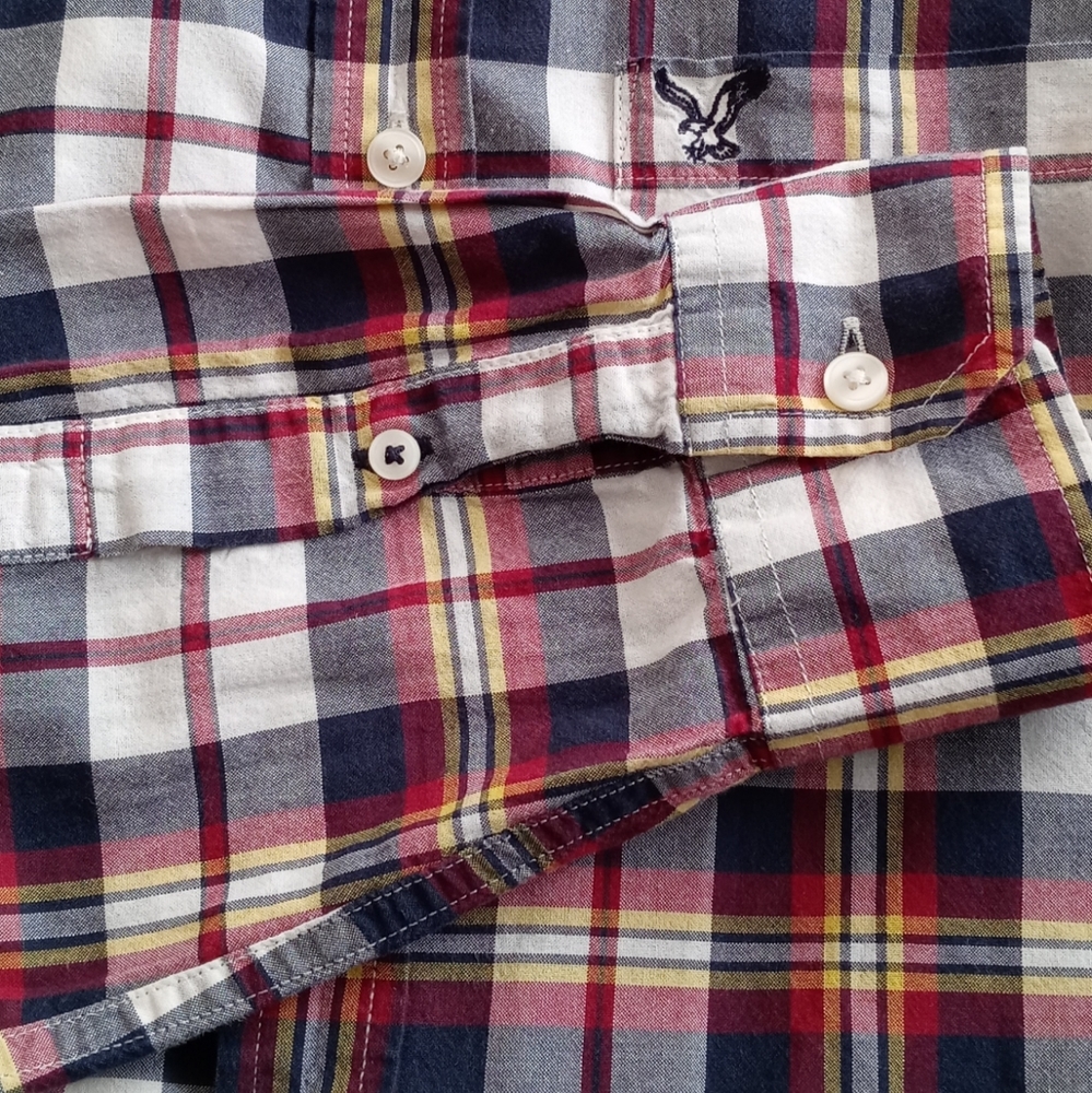 AMERICAN EAGLE OUTFITTERS RED YELLOW PLAID BUTTON DOWN SHIRT. SIZE (M ) - Picture 9 of 13